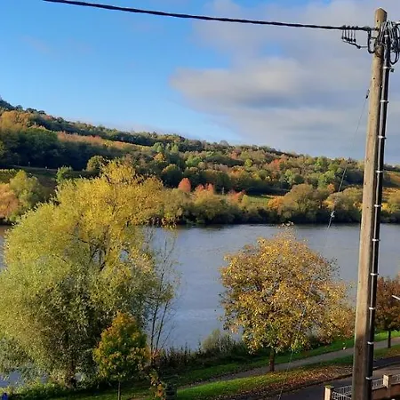 Apartment In Spay Bigone Zell-merl Mosel *